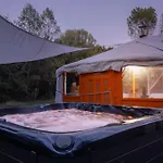 Lodge L Ost In Sensations -hébergements Insolites Et De Luxe Sauna Piscine Forêt *