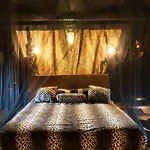 Lodge L Ost In Sensations -hébergements Insolites Et De Luxe Sauna Piscine Forêt