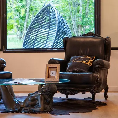 L Ost In Sensations -hebergements Insolites Et De Luxe Sauna Piscine Foret Lodge
