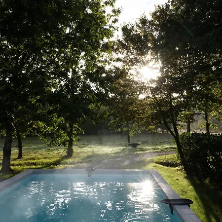 L Ost In Sensations -hebergements Insolites Et De Luxe Sauna Piscine Foret Chata *
