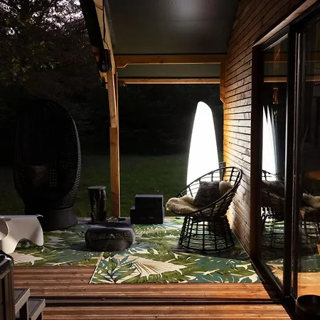 L Ost In Sensations -hebergements Insolites Et De Luxe Sauna Piscine Foret * Marcenais