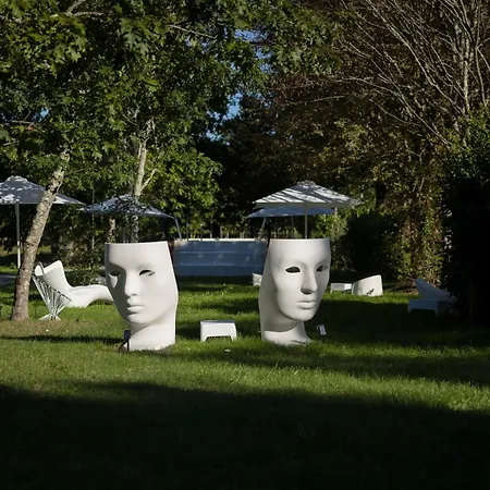 L Ost In Sensations -hebergements Insolites Et De Luxe Sauna Piscine Foret Chata Marcenais